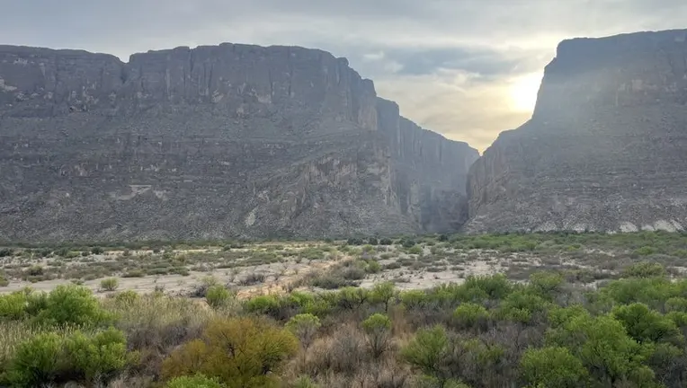 U.S.-Mexico border at the mouth of Santa Elena Canyon, Big Bend National Park, Texas. Photo by Laiken Jordahl/Center for Biological Diversity.