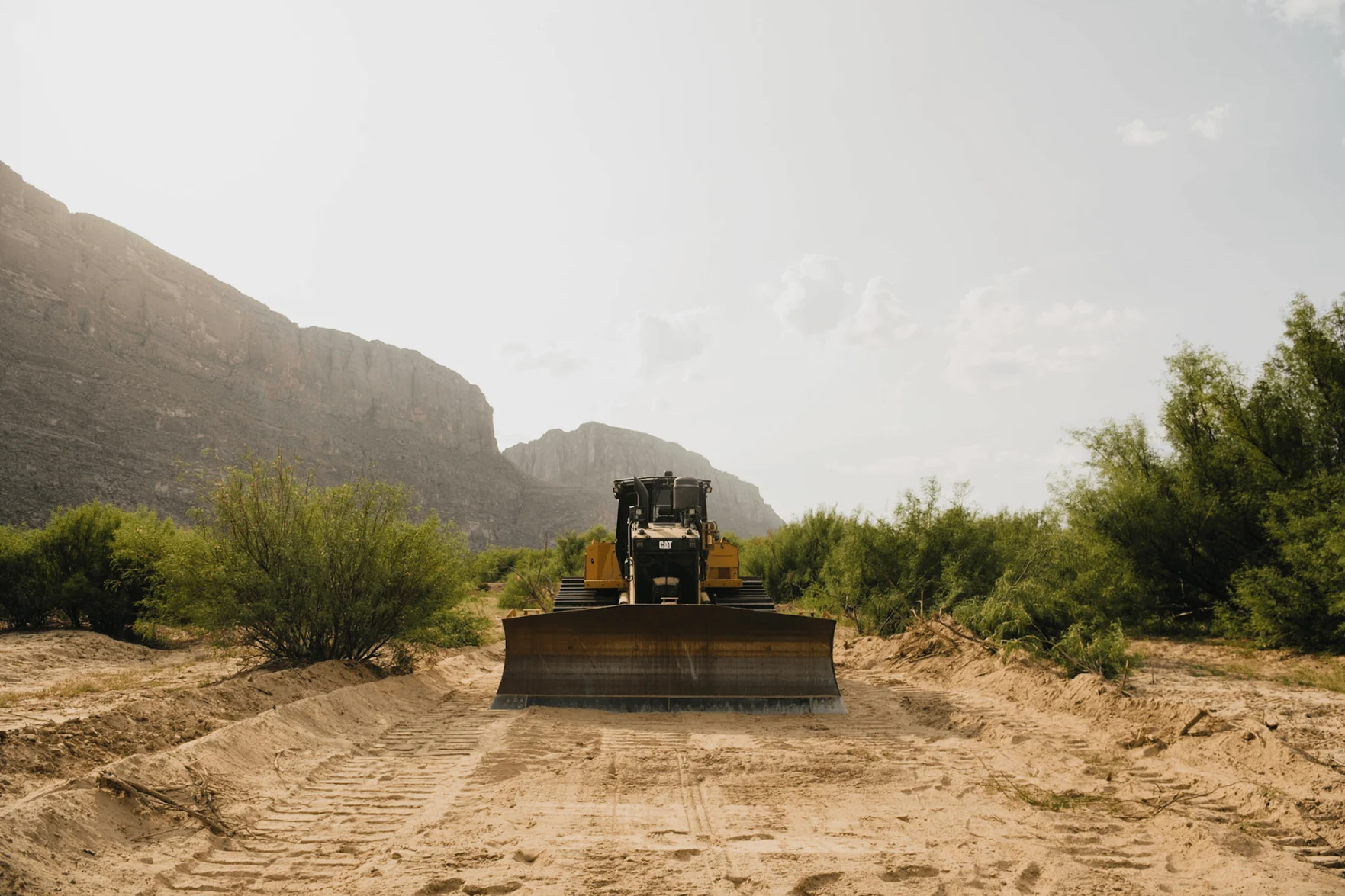 Photo by Natalie Newman via No Big Bend Wall.